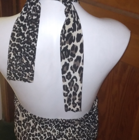 SZ.L Leopard Top - Picture 2 of 2